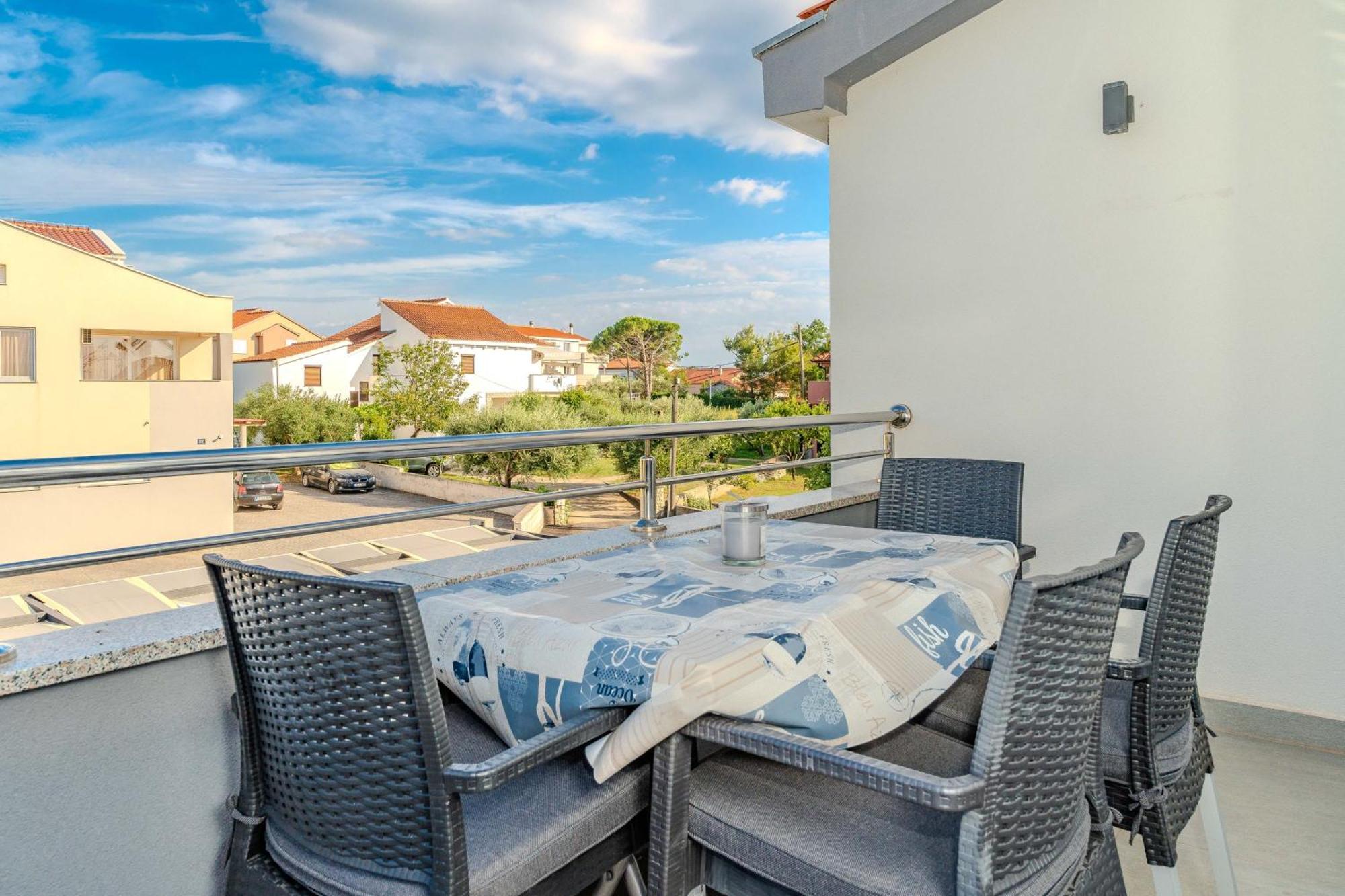 Apartments Dalmatia (Adults Only) ปริฟลากา ภายนอก รูปภาพ