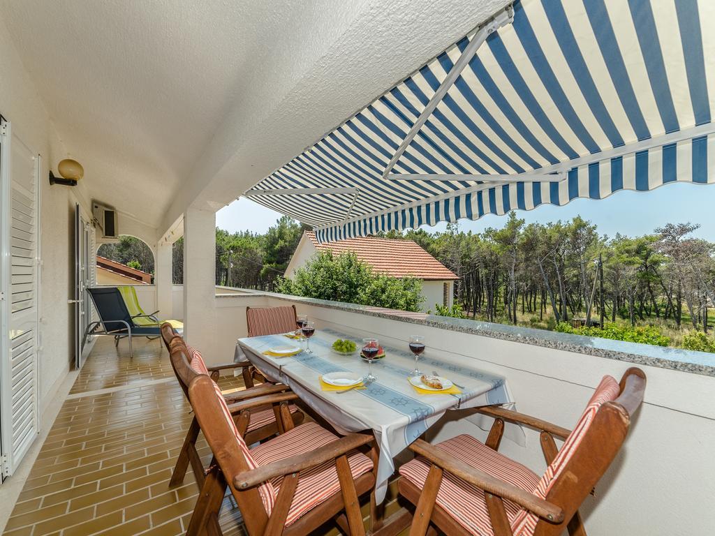 Apartments Dalmatia (Adults Only) ปริฟลากา ภายนอก รูปภาพ